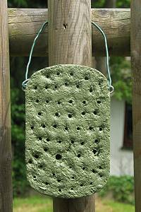 Holzbeton-Nistblock, Modell Hoppe Holzbeton-Nistblock, Modell Hoppe