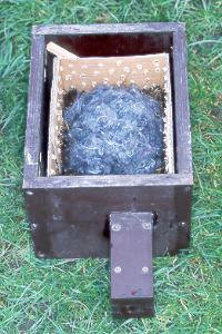 Erdkasten zum Eingraben