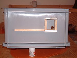 Kunststoffk&uuml;bel mit Vorbau