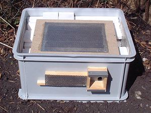 Luftdurchl&auml;ssiger Innendeckel und Schutz gegen Wachsmotten