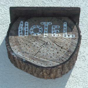 Baumscheibe mit Regendach